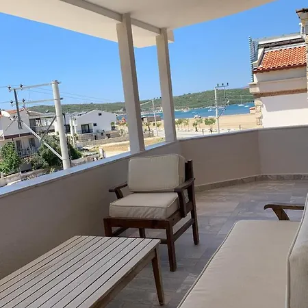 Teos Tatil Evleri